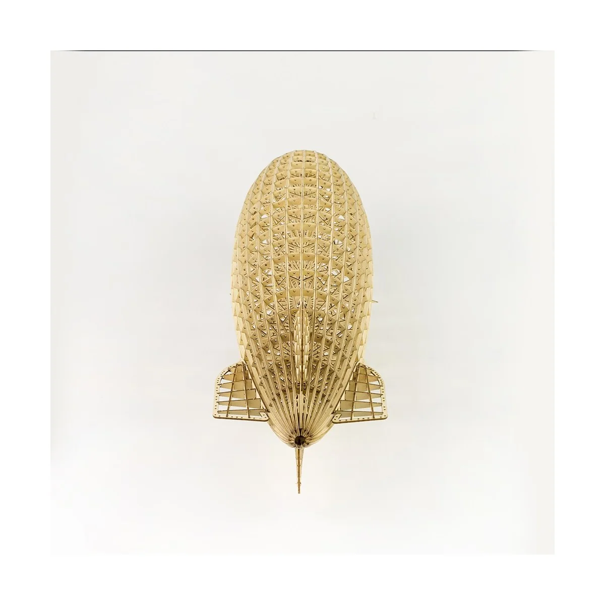 Dirigeable Zepplin LZ-129 HINDENBURG + VITRINE 1/408 découpe laser bois DW Hobby DW Hobby - Dancing Wings Hobby VS33 - 6