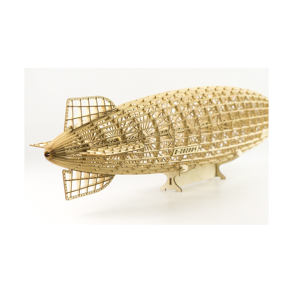 Zepplin LZ-129 HINDENBURG - VITRINE 1/408 DW Hobby wood laser cutting DW Hobby - Dancing Wings Hobby VS33 - 9