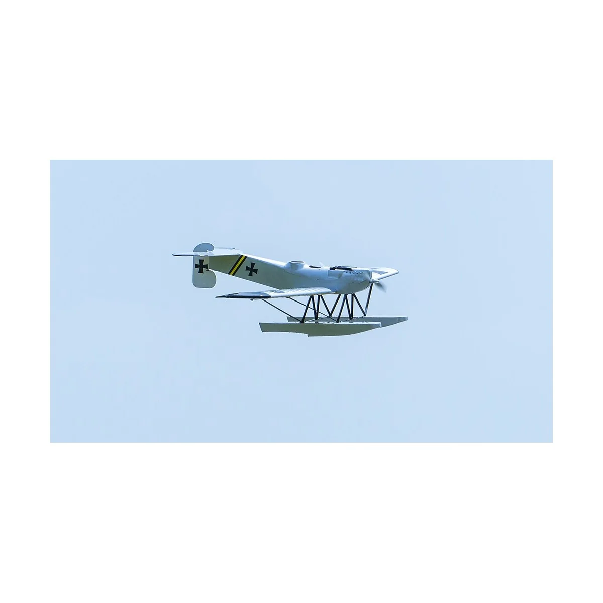 Hydravion Hansa-Brandenburg W.29 1.40m S26 Kit balsa DW Hobby DW Hobby - Dancing Wings Hobby S2601 - 12 Hydravion Hansa-Brandenburg W.29 1.40m S26 Kit balsa DW Hobby DW Hobby - Dancing Wings Hobby S2601 - 12
