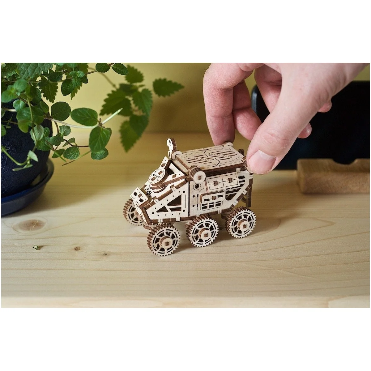 Mars Buggy Puzzle 3D bois UGEARS UGEARS UG-70134 - 6 Mars Buggy Puzzle 3D bois UGEARS UGEARS UG-70134 - 6