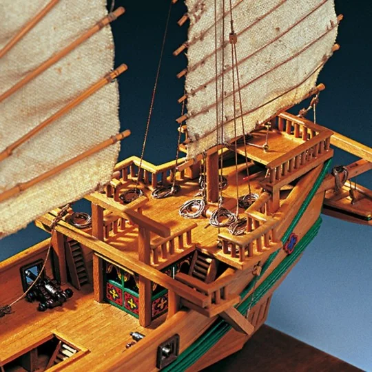 Jonque Pirate Chinoise 1/100 bateau en bois Amati Amati 1421 - 4 1421-Jonque Pirate Chinoise 1/100 bateau en bois Amati - 1421