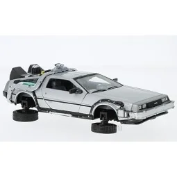 DMC DeLorean Time Machine "Back to the Future II" flying version 1/24 Welly 22441FV-GW - 1