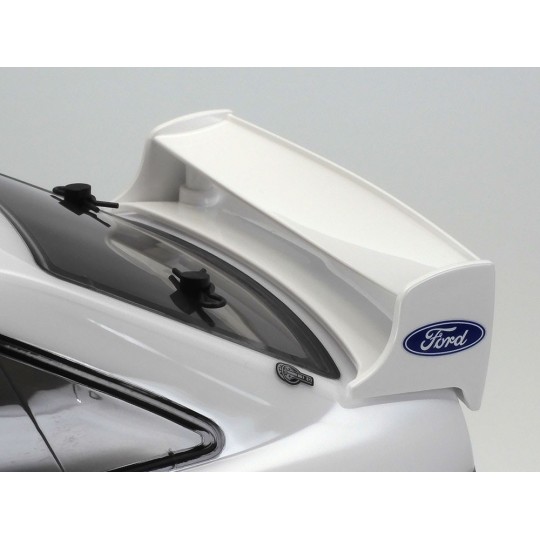 58691-Ford Escort Custom TT-02 Kit Tamiya