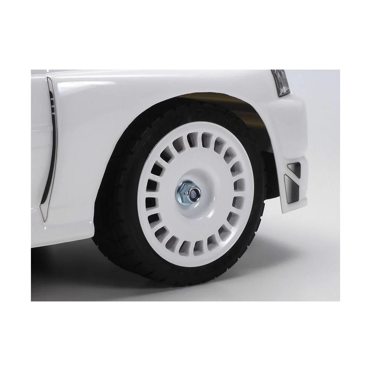 Ford Escort Custom TT-02 Kit Tamiya Tamiya 58691 - 5 Ford Escort Custom TT-02 Kit Tamiya Tamiya 58691 - 5