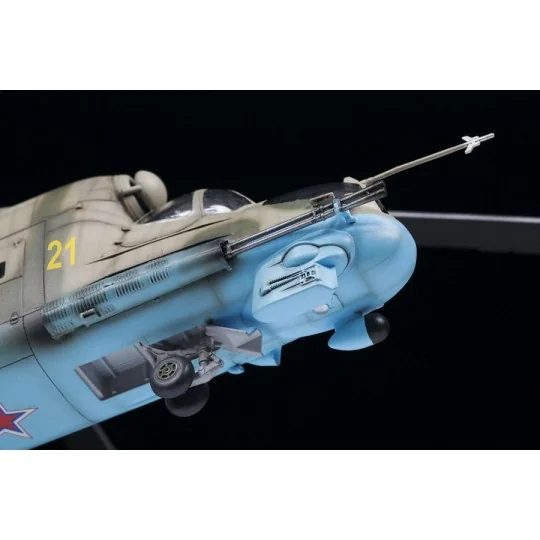 Z4812-Mil Mi-24P Hind F 1/48 Zvezda - Z4812
