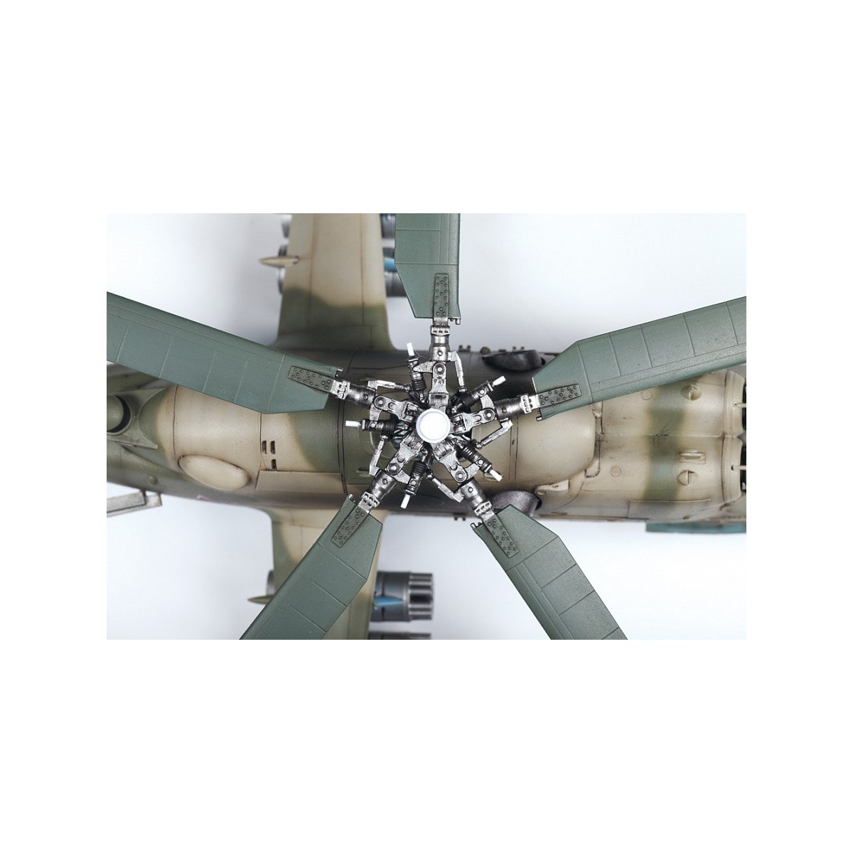 Mil Mi-24P Hind F 1/48 Zvezda Zvezda Z4812 - 6