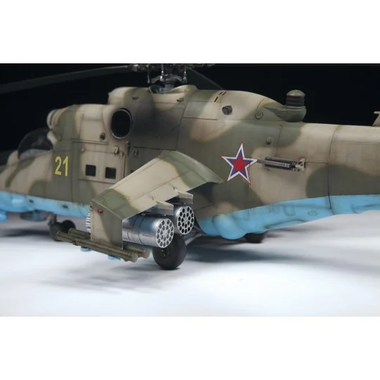Z4812-Mil Mi-24P Hind F 1/48 Zvezda - Z4812