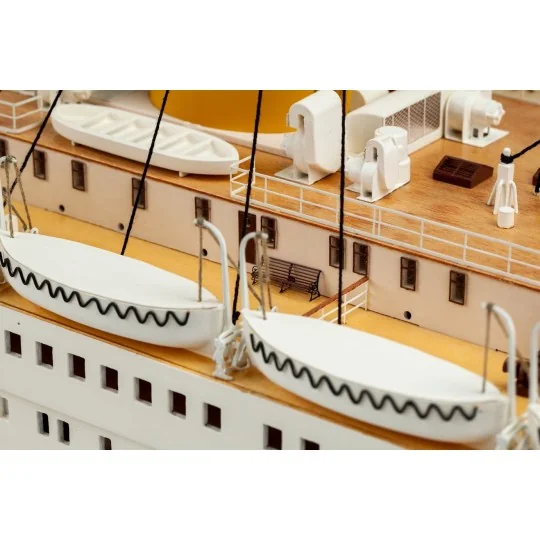 S052510-Building boat RMS Titanic 510 1/144 Billing Boats - S052510