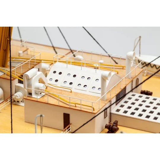 S052510-Building boat RMS Titanic 510 1/144 Billing Boats - S052510