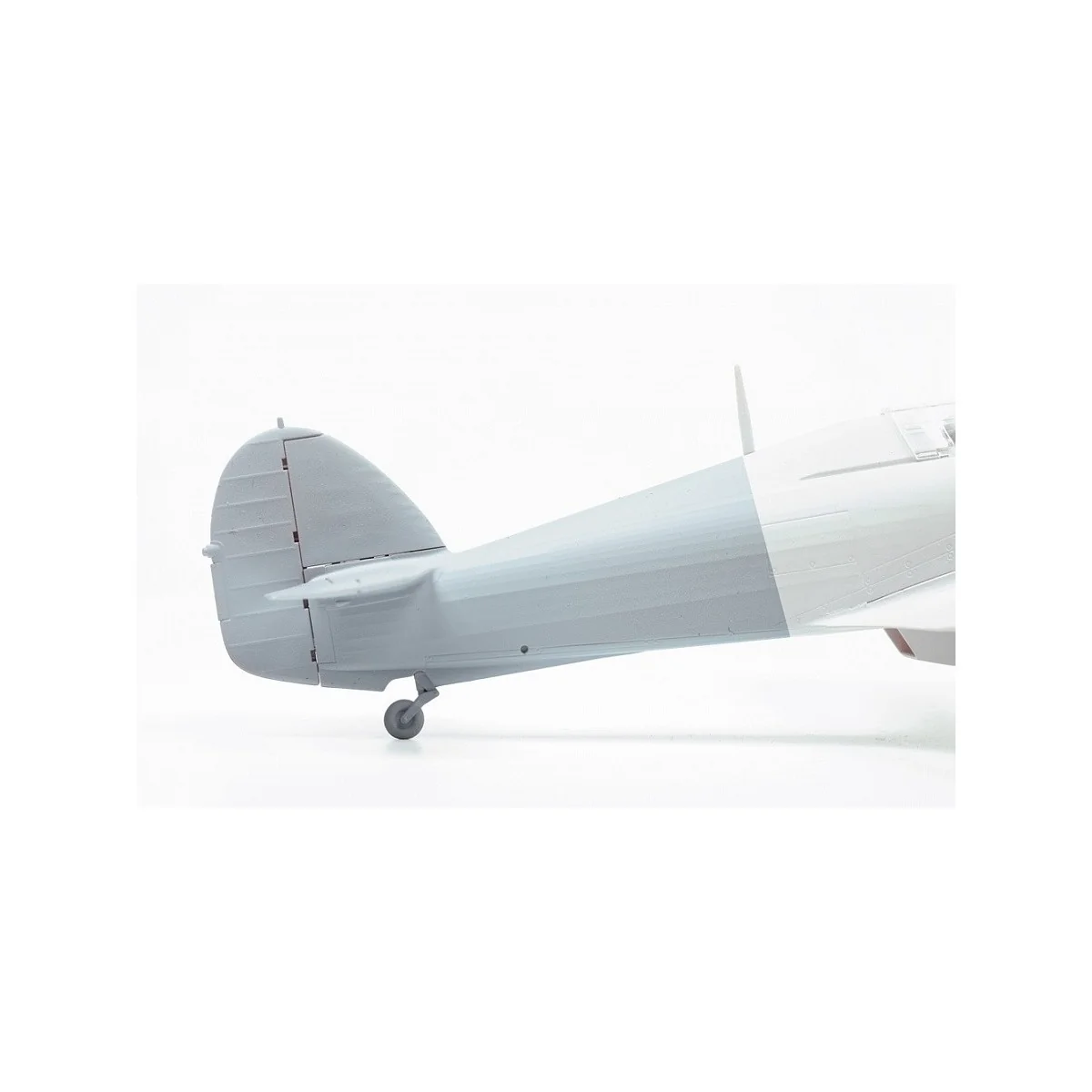 Hurricane Mk.IIc 1/72 Zvezda Zvezda Z7322 - 2