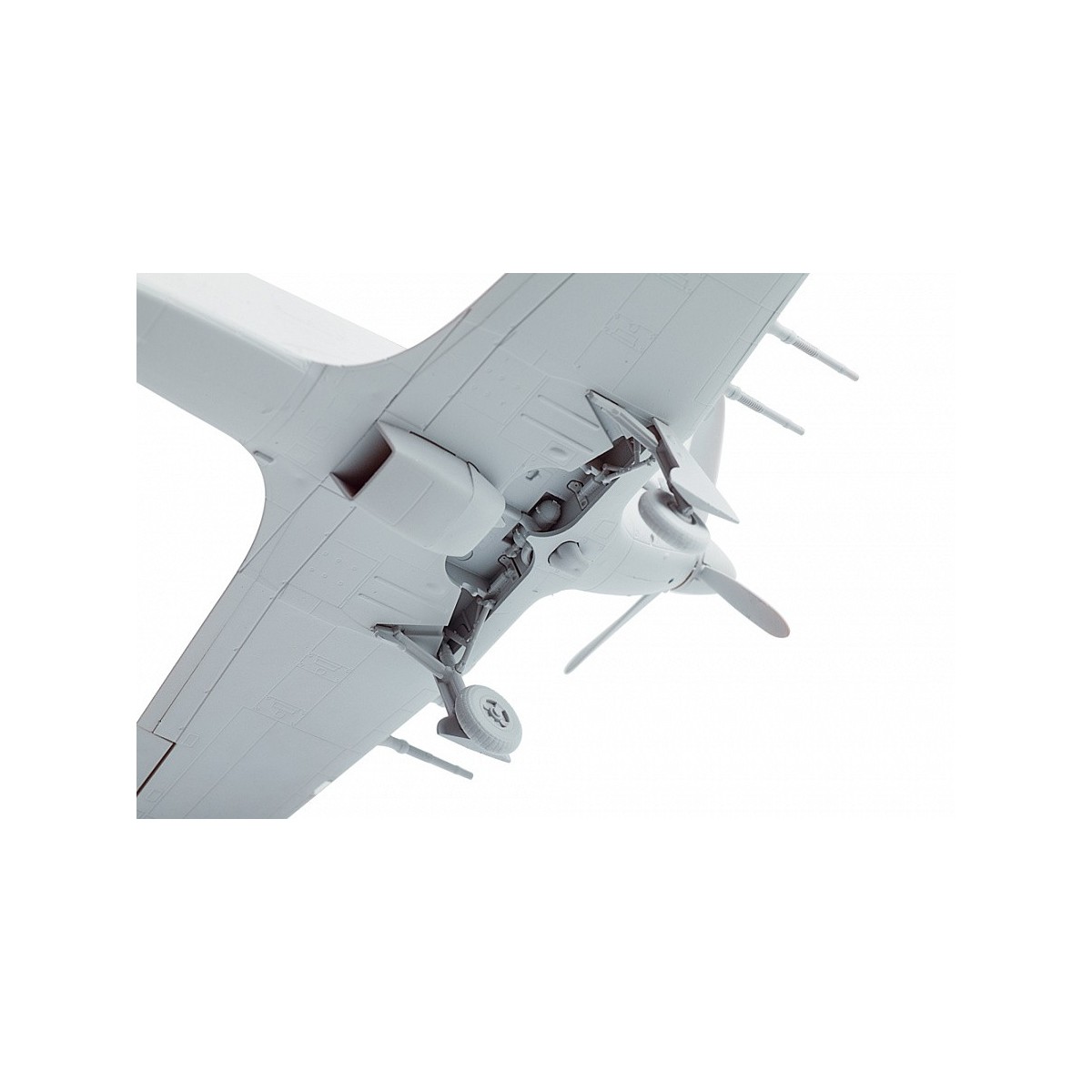 Hurricane Mk.IIc 1/72 Zvezda Zvezda Z7322 - 3