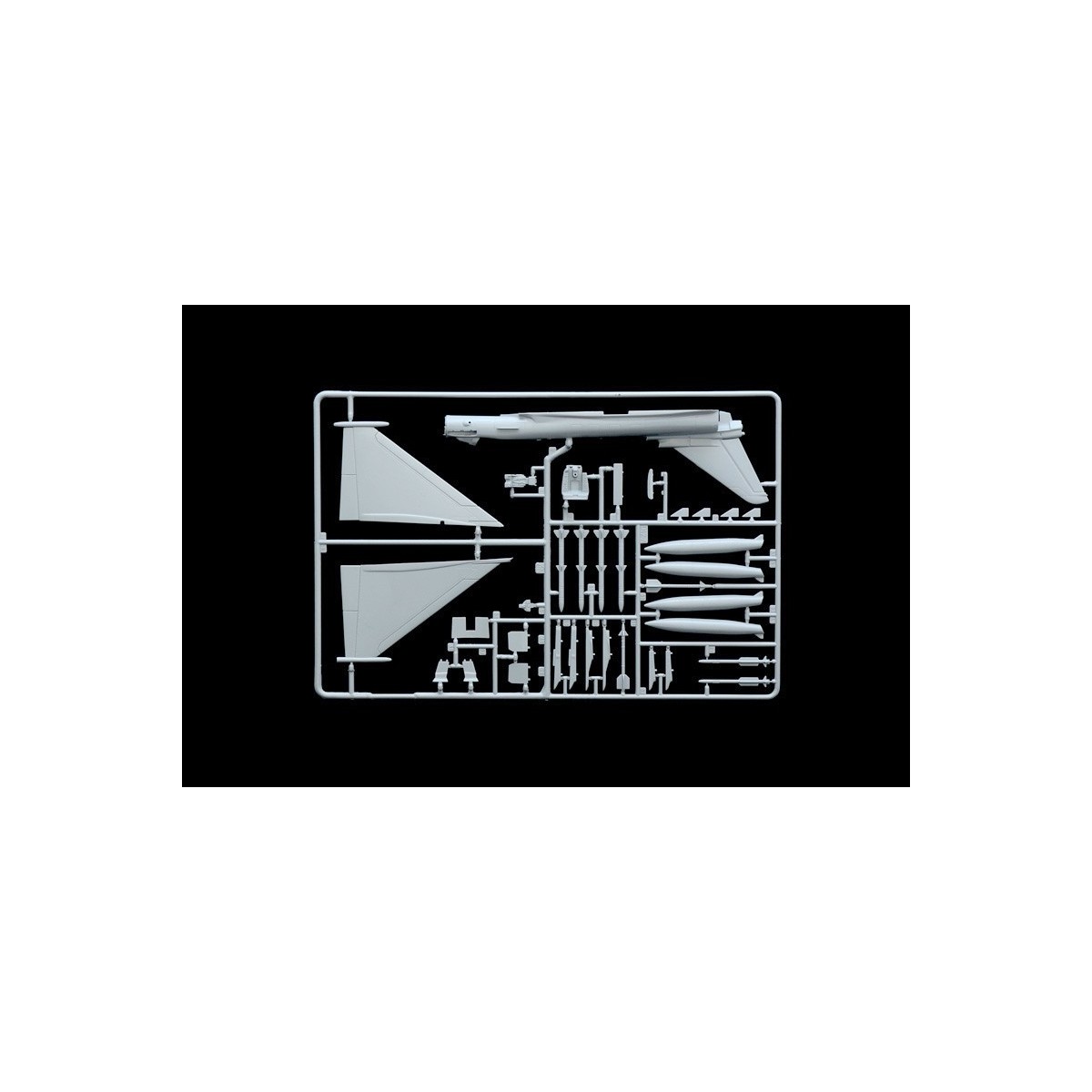 EF-2000 Eurofighter Typhoon RAF 1/72 Italeri Italeri I1457 - 8