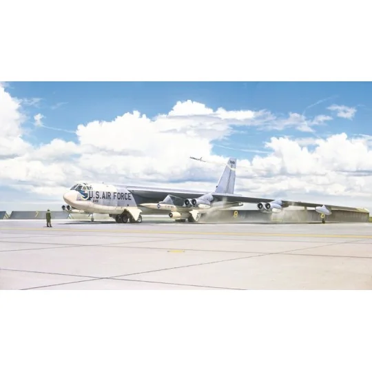 I1451-B-52G Stratofortress Début de production 1/72 Italeri - I1451