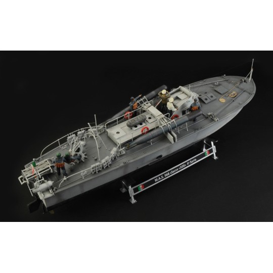 I5626-Boat M.A.S. 568 with Crew 1/35 Italeri