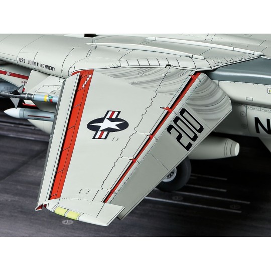 61122-F-14A Tomcat Late (Catapult) 1/48 Tamiya aircraft