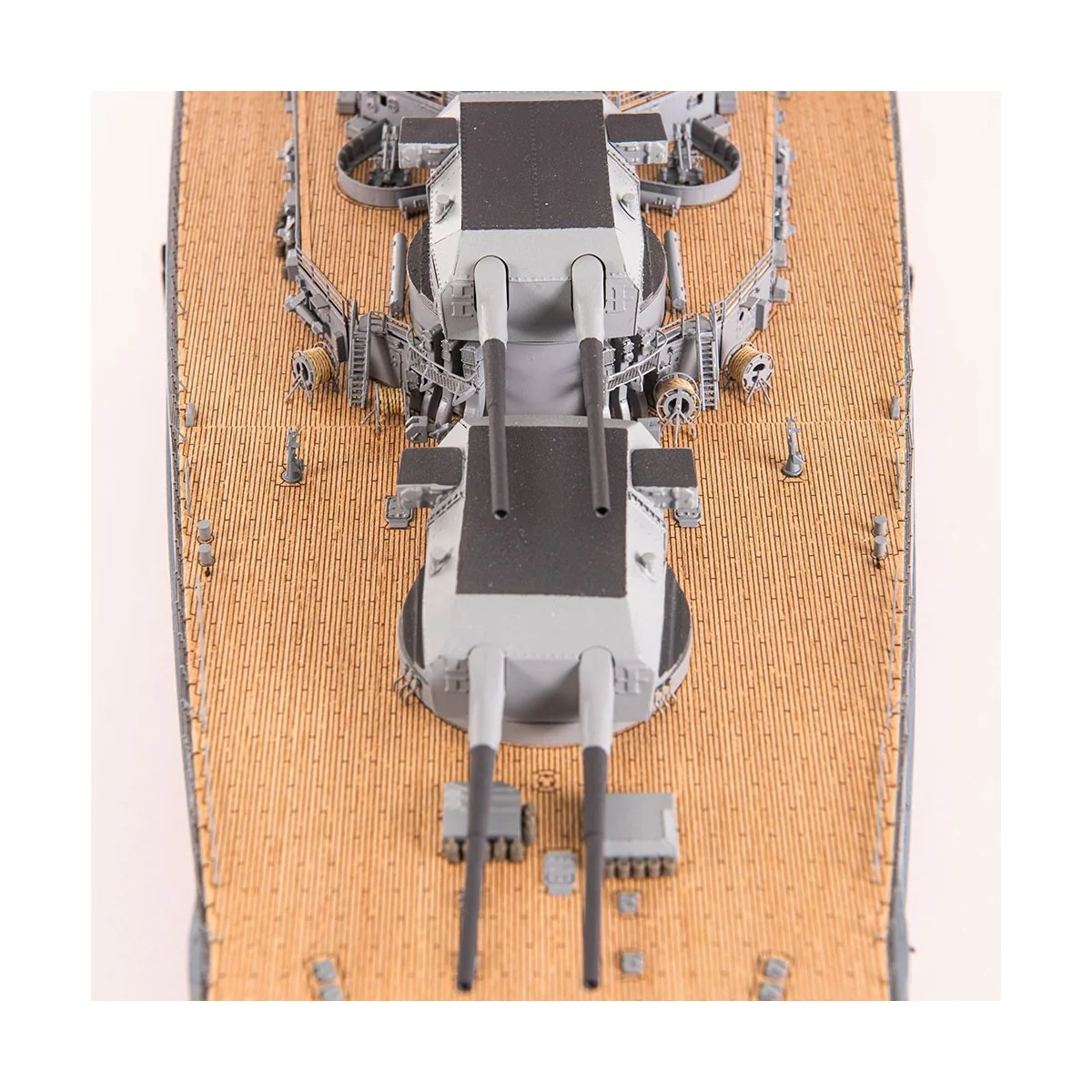 Kit Cuirassé Allemand Bismarck 1/200 bateau en bois Amati Amati 1614 - 5