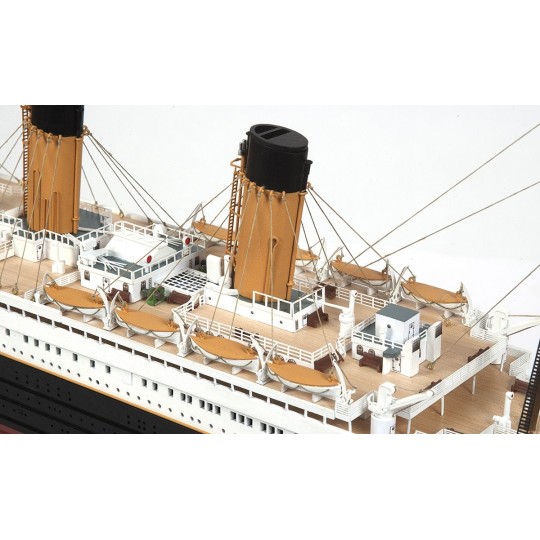 14009-Bateau Titanic 1/300 kit construction bois OcCre