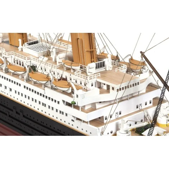 14009-Bateau Titanic 1/300 kit construction bois OcCre