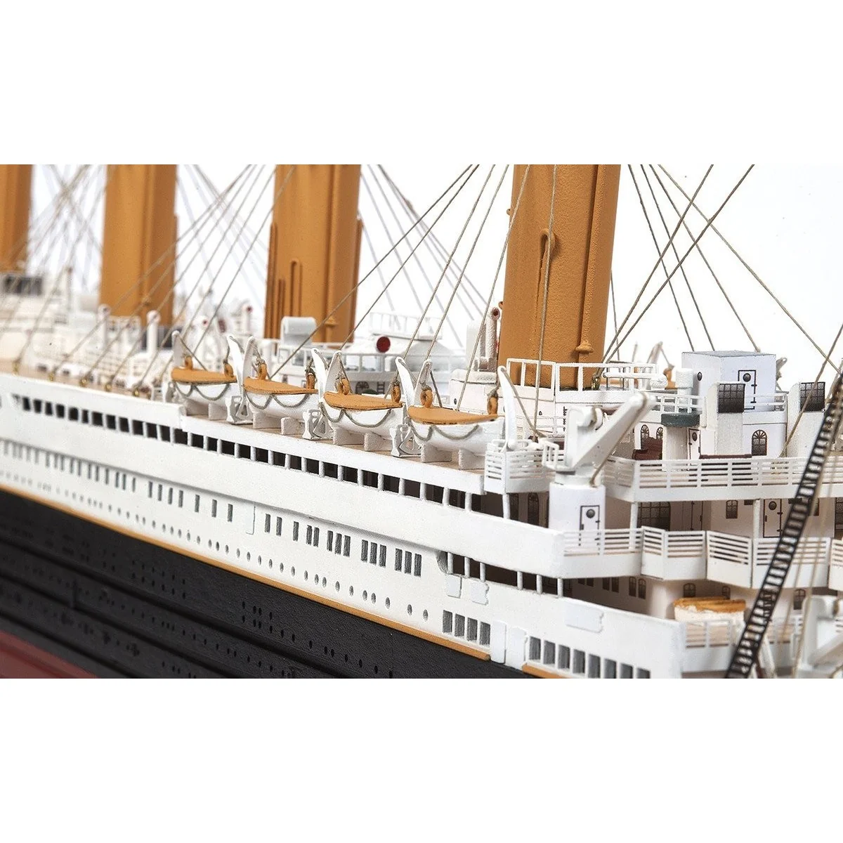 Boat Titanic 1/300 kit wood construction OcCre OcCre 14009 - 13