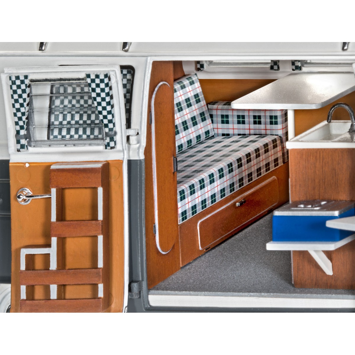 Wolkswagen T1 Caoping-Car 1/24 Revell Revell 07674 - 3