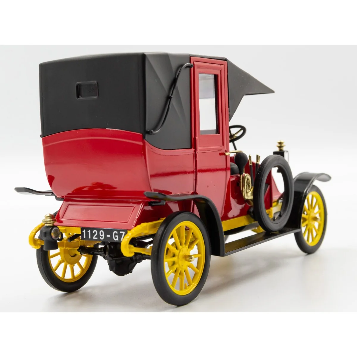 Renault AG 1910 Taxi Parisien 1/24 ICM 24030 - 5 Renault AG 1910 Taxi Parisien 1/24 ICM 24030 - 5