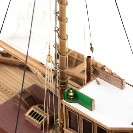 Scottish fishing boat Fifie 1/32 wooden boat Amati Amati 1300/09 - 9 1300/09-Scottish fishing boat Fifie 1/32 wooden boat Amati - 1300/09