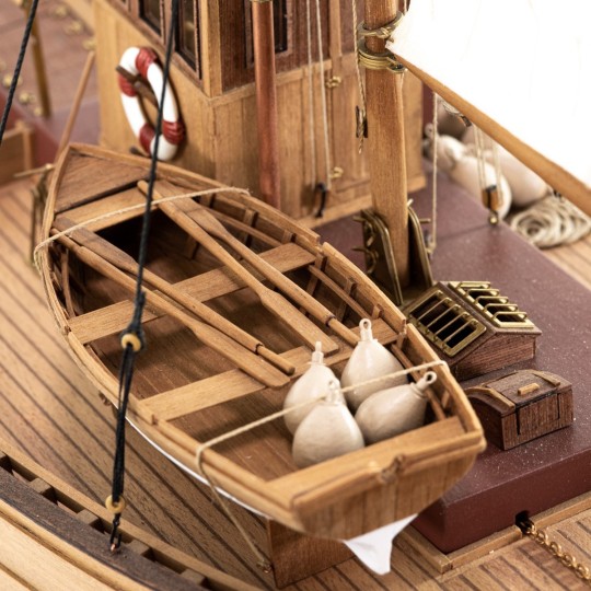 1300/09-Bateau de pêche Ecossais Fifie 1/32 bateau en bois Amati