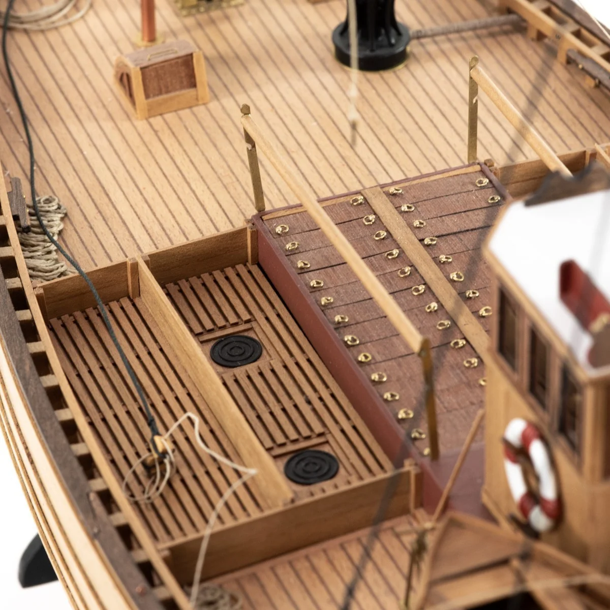 Scottish fishing boat Fifie 1/32 wooden boat Amati Amati 1300/09 - 14 Scottish fishing boat Fifie 1/32 wooden boat Amati Amati 1300/09 - 14
