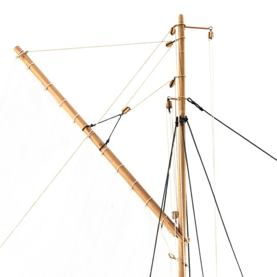 Scottish fishing boat Fifie 1/32 wooden boat Amati Amati 1300/09 - 15 1300/09-Scottish fishing boat Fifie 1/32 wooden boat Amati - 1300/09