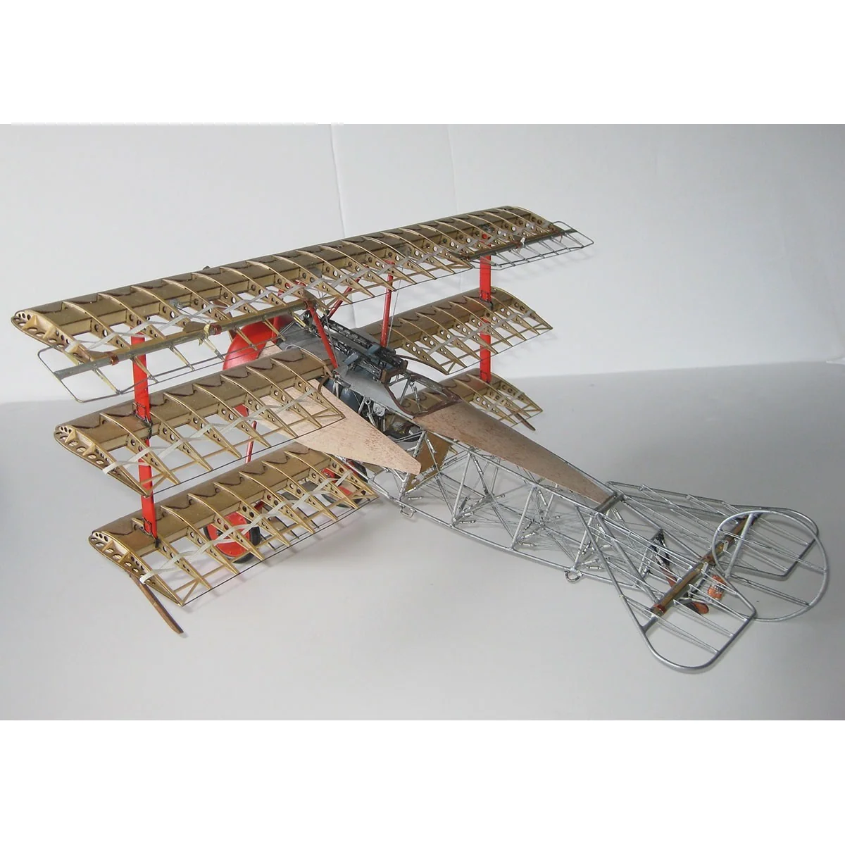 Fokker DR.1 Tri-Plan 1/16 Model Airways Model Airways MA1040 - 4 Fokker DR.1 Tri-Plan 1/16 Model Airways Model Airways MA1040 - 4