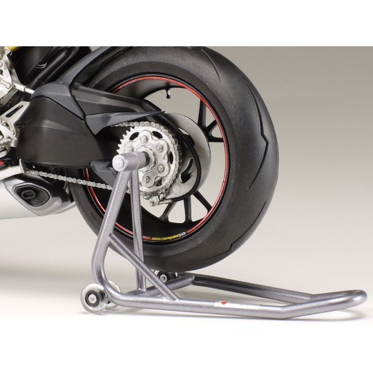 Motorcycle Ducati 1199 Panigale Tricolore 1/12 Tamiya Tamiya 14132 - 6 14132-Motorcycle Ducati 1199 Panigale Tricolore 1/12 Tamiya - 14132