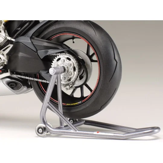 Motorcycle Ducati 1199 Panigale Tricolore 1/12 Tamiya Tamiya 14132 - 6 14132-Motorcycle Ducati 1199 Panigale Tricolore 1/12 Tamiya - 14132