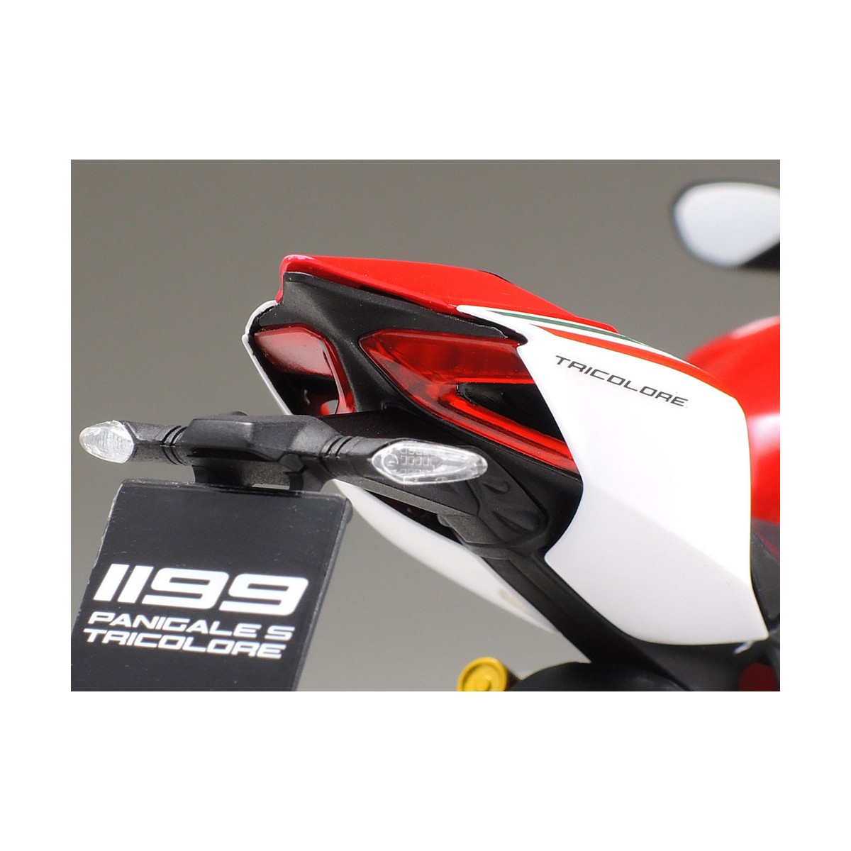 Motorcycle Ducati 1199 Panigale Tricolore 1/12 Tamiya Tamiya 14132 - 8
