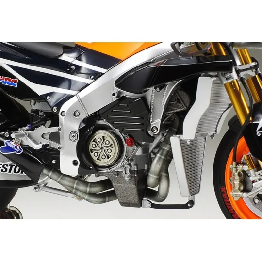Moto Honda RC213V 2014 Repsol 1/12 Tamiya Tamiya 14130 - 4 14130-Moto Honda RC213V 2014 Repsol 1/12 Tamiya - 14130