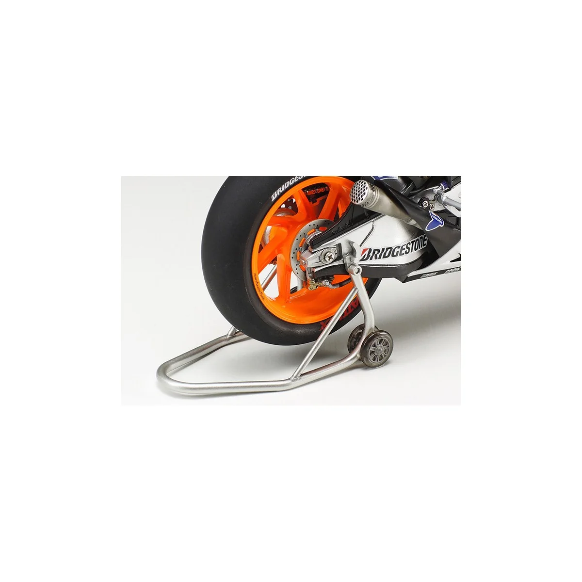 Motorcycle Honda RC213V 2014 Repsol 1/12 Tamiya Tamiya 14130 - 9 Motorcycle Honda RC213V 2014 Repsol 1/12 Tamiya Tamiya 14130 - 9