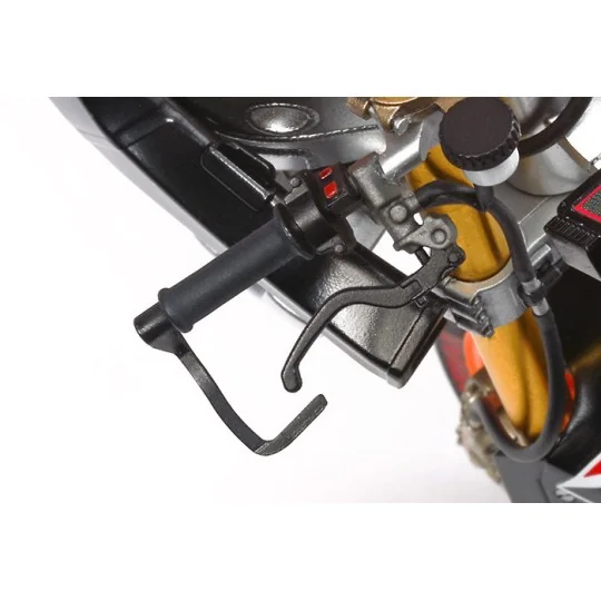 Motorcycle Honda RC213V 2014 Repsol 1/12 Tamiya Tamiya 14130 - 10 14130-Motorcycle Honda RC213V 2014 Repsol 1/12 Tamiya - 14130