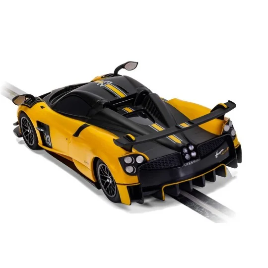 C4212-Voiture Pagaini Huayra Roadster BC Jaune 1/32 Scalextric