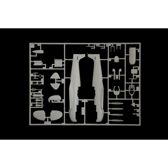 I2804-Spitfire Mk. IX 1/48 Italeri