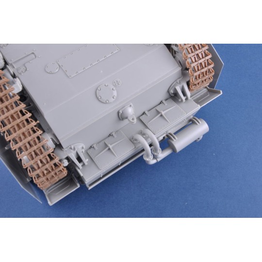 HEL-30321-Char PZ. KPFW. III AUSF. J,L,M (4 in 1) 1/16 Heller