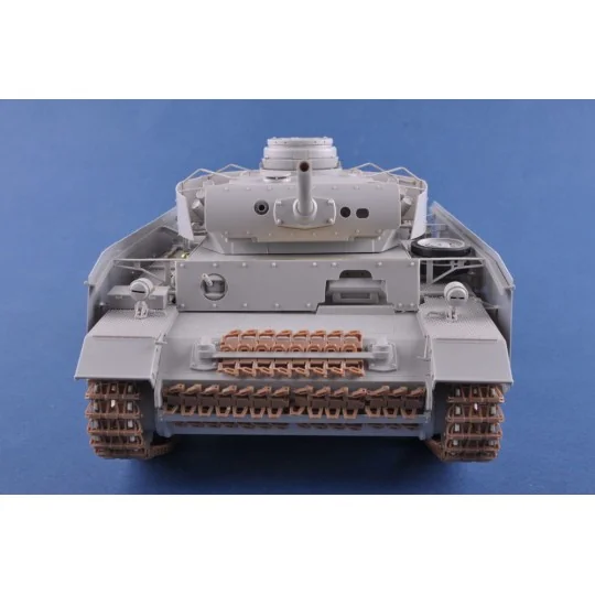 Char PZ.KPFW.III AUSF. J,L,M (4 en 1) 1/16 Heller Heller 30321 - 12 HEL-30321-Char PZ.KPFW.III AUSF. J,L,M (4 en 1) 1/16 Heller - HEL-30321