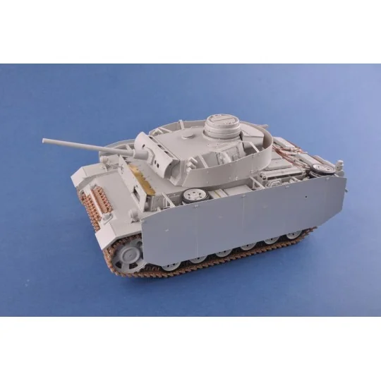 Char PZ. KPFW. III AUSF. J,L,M (4 in 1) 1/16 Heller Heller 30321 - 15 HEL-30321-Char PZ. KPFW. III AUSF. J,L,M (4 in 1) 1/16 Heller - HEL-30321