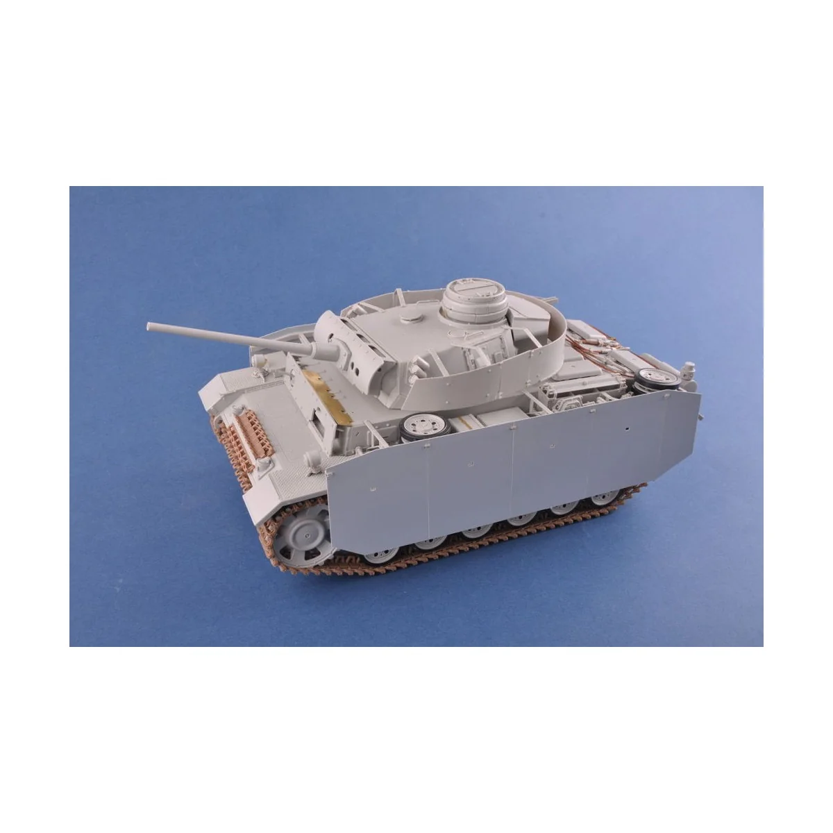 Char PZ. KPFW. III AUSF. J,L,M (4 in 1) 1/16 Heller Heller 30321 - 15 Char PZ. KPFW. III AUSF. J,L,M (4 in 1) 1/16 Heller Heller 30321 - 15