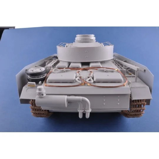 Char PZ. KPFW. III AUSF. J,L,M (4 in 1) 1/16 Heller Heller 30321 - 17 HEL-30321-Char PZ. KPFW. III AUSF. J,L,M (4 in 1) 1/16 Heller - HEL-30321