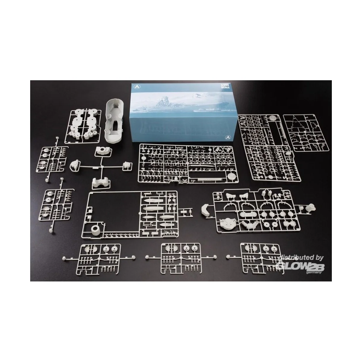 YAMATO Battleship PREMIUM 1/200 Glow2B Trumpeter 5058052000 - 5