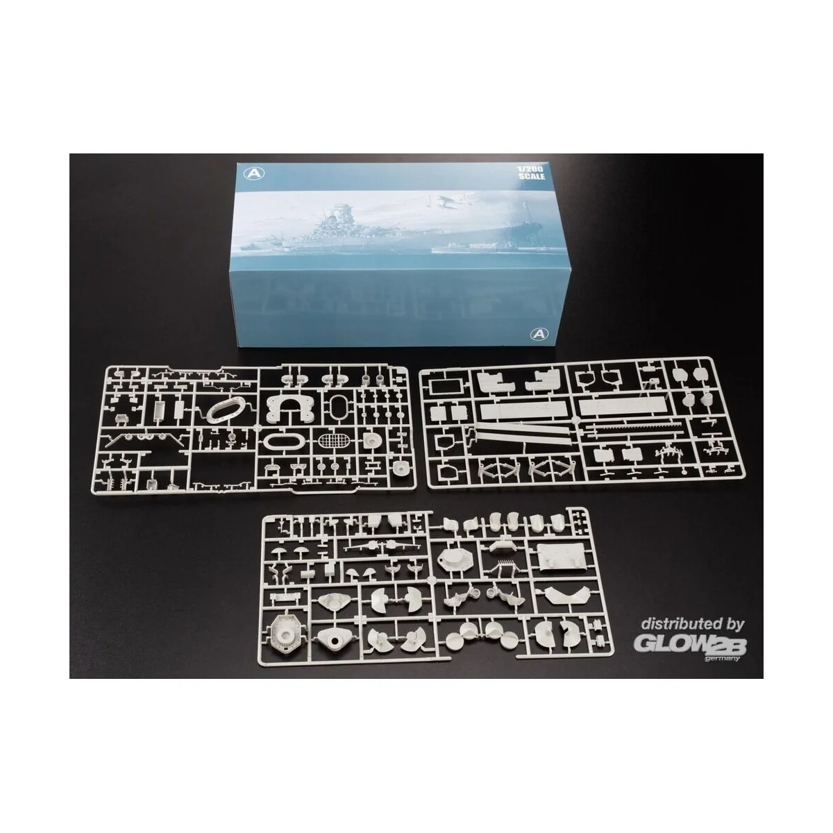 YAMATO Battleship PREMIUM 1/200 Glow2B Trumpeter 5058052000 - 6