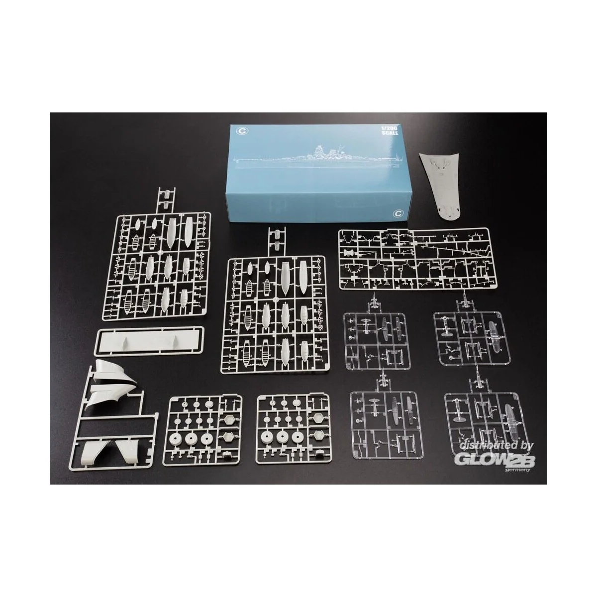 YAMATO Battleship PREMIUM 1/200 Glow2B Trumpeter 5058052000 - 9