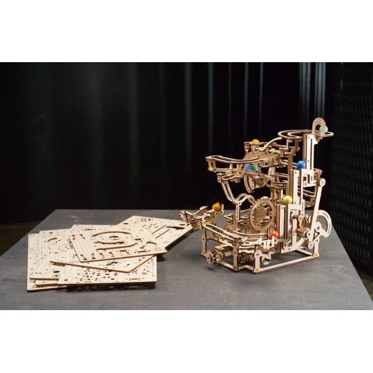 UG-70157-Parcours à Billes avec Élévateur gradins Puzzle 3D bois UGEARS - UG-70157
