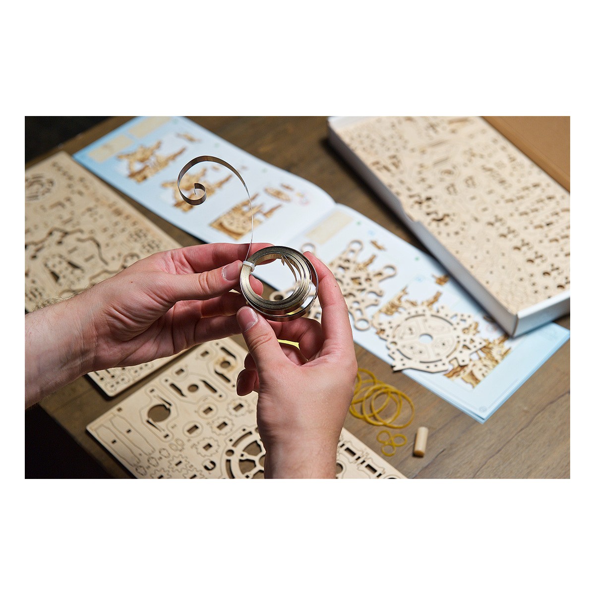 Explorer Hexapod Puzzle 3D wood UGEARS UGEARS UG-70158 - 12