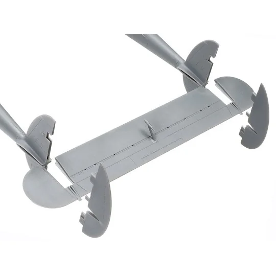 61123-Lockheed P-38J Lightning 1/48 Tamiya aircraft - 61123