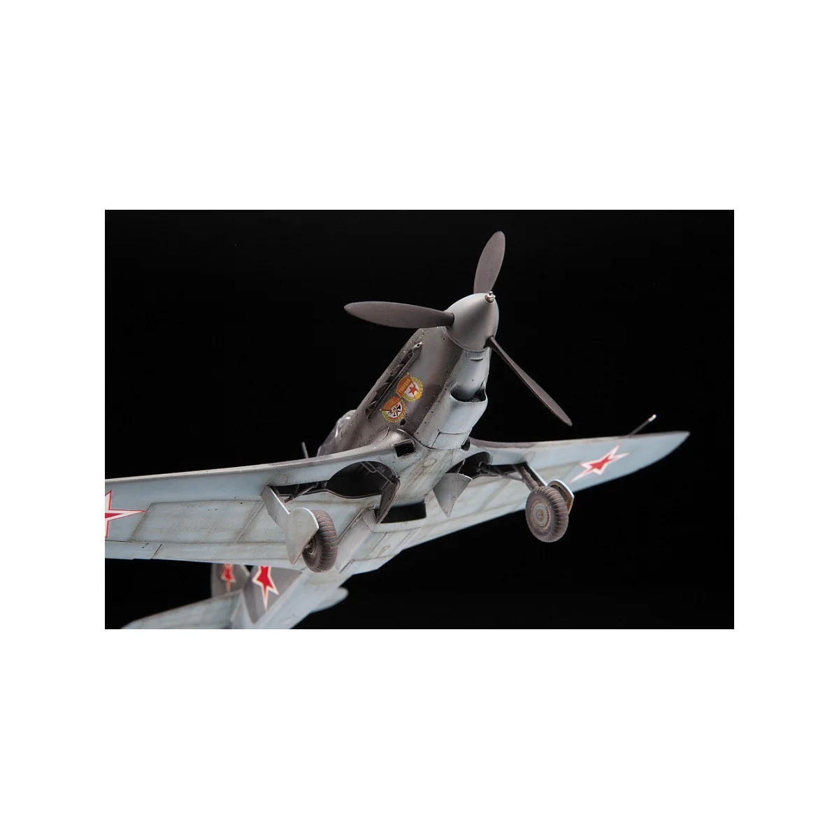 Aircraft Yak-9D 1/48 Zvezda Zvezda Z4815 - 5